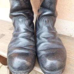 PAIRE DE BOTTES ARMÉE ALLEMANDE. POINTURE EN 46 -Le Chameau Soldes Magasin 00004 PAIRE DE BOTTES ARMEE ALLEMANDE. POINTURE EN 46