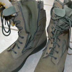 Bottes US ARMY "BELLEVILLE TACTICAL" Sage Green Zipper. NEUVES - Tailles US 9,5w = 43 Eur. -Le Chameau Soldes Magasin 00011 Bottes US ARMY BELLEVILLE TACTICAL sage green zipper. NEUVES tailles US 9 5w 43 eur
